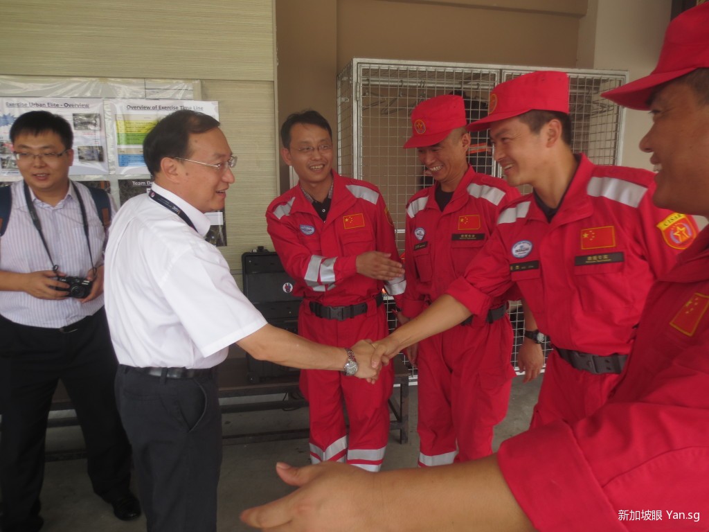 9 國家地震局副局長修濟剛接見中國國際救援隊代表