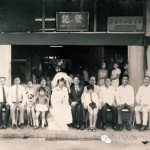 一群新加坡人在上海演音(qi)乐(pa)剧《发记咖啡馆》