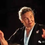 “中国第一位女指挥家”郑小瑛,2016年来新加坡