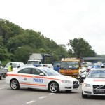 今晨BKE车龙堵了10公里,私家车公交车塞了数小时