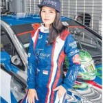 新加坡首位女赛车手,高颜值做得了平板撑冲得了浪