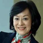 这才是真正的狮城名媛,才貌双全,更别提家世背景了