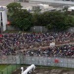 新马关卡人山人海,不排队有秘诀