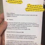 今天我爸在人行道上边走边抽烟,被罚了$200