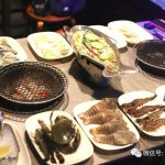 在新加坡,如何用1只辣椒螃蟹的价格,无限量吃遍海鲜?!