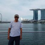 【寻人启事】一位年龄70岁,身高160深灰色裤子,浅灰色上衣,蓝色运动鞋老人走丢