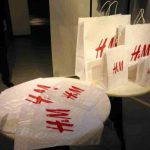 新加坡H&M将不再免费提供塑料袋了?