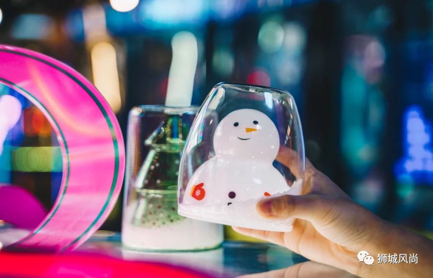 Kallang Wave has giant candy floss, snowman cups &amp; cupcake tree