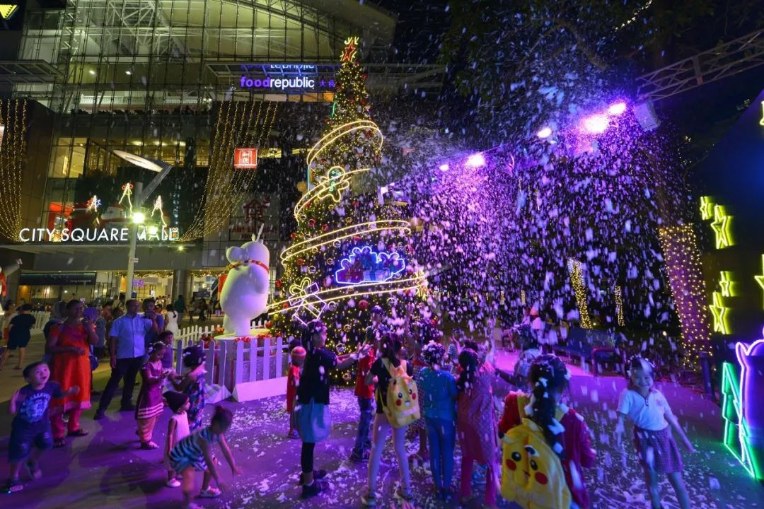 ins拍照留念特輯,新加坡哪裏的聖誕樹最夢幻?