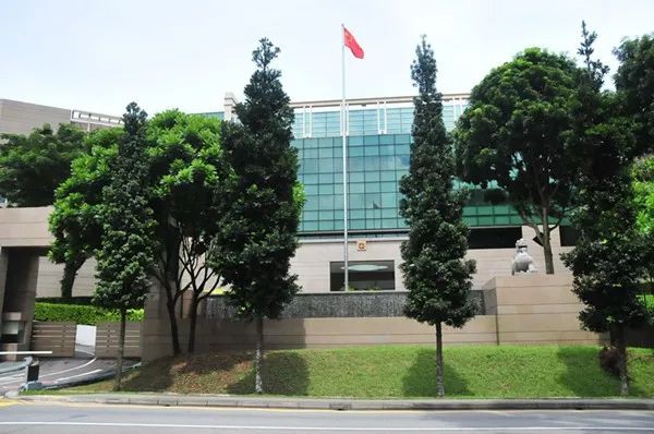 紧急通知：这些在新加坡的中国公民，尽快向大使馆报备！