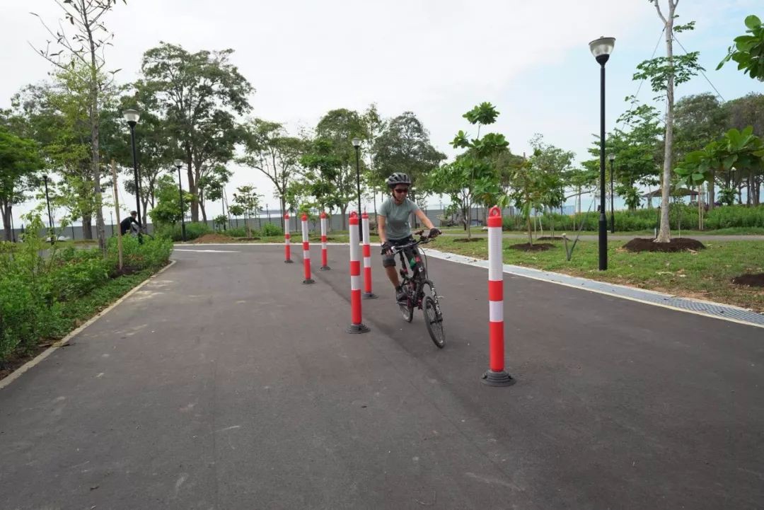 新加坡政府计划狂砸10亿新币 把自行车道从440公里增加到1300公里