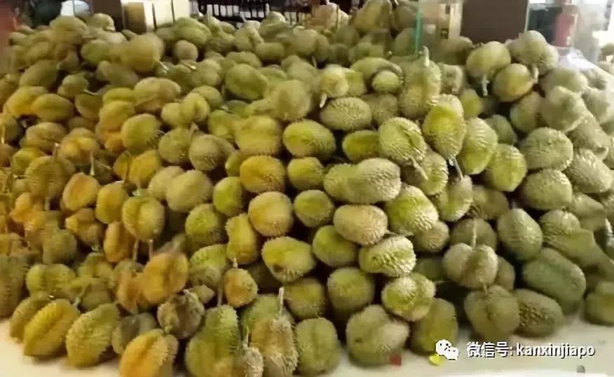 受疫情影响价格减半，马来西亚大批榴梿将涌入新加坡