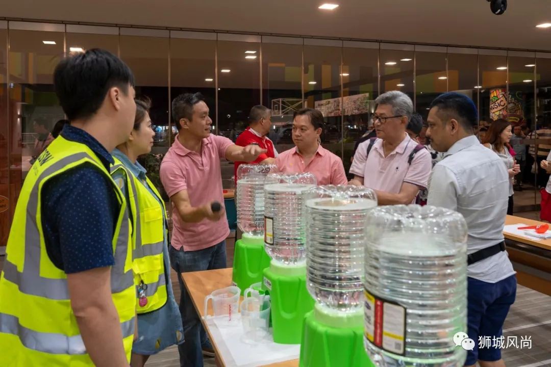 Temasek Foundation giving FREE Hand Sanitizers to households