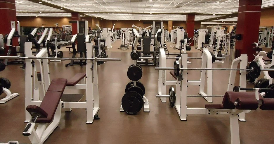 多人屢次不戴口罩罰1000新幣,3人出門被控上庭