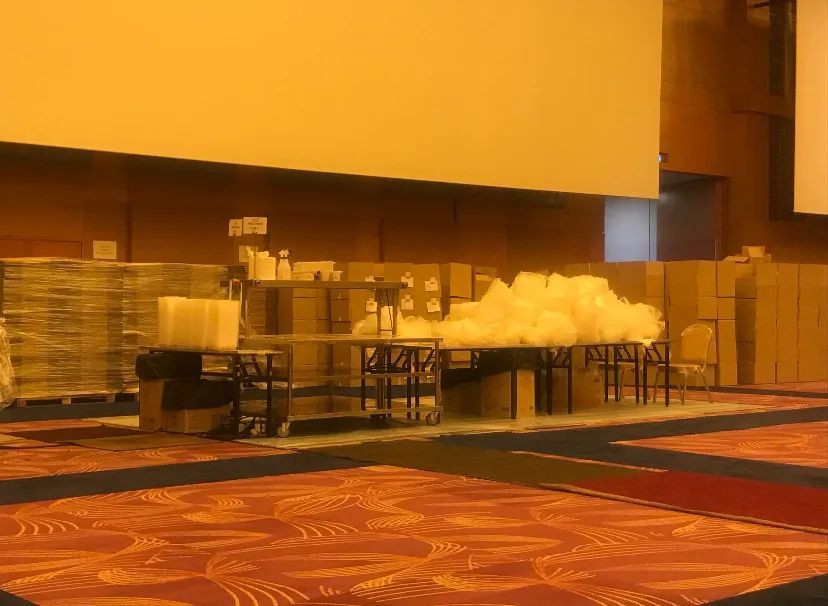 隔離客工:飯菜一成不變,我甯可挨餓