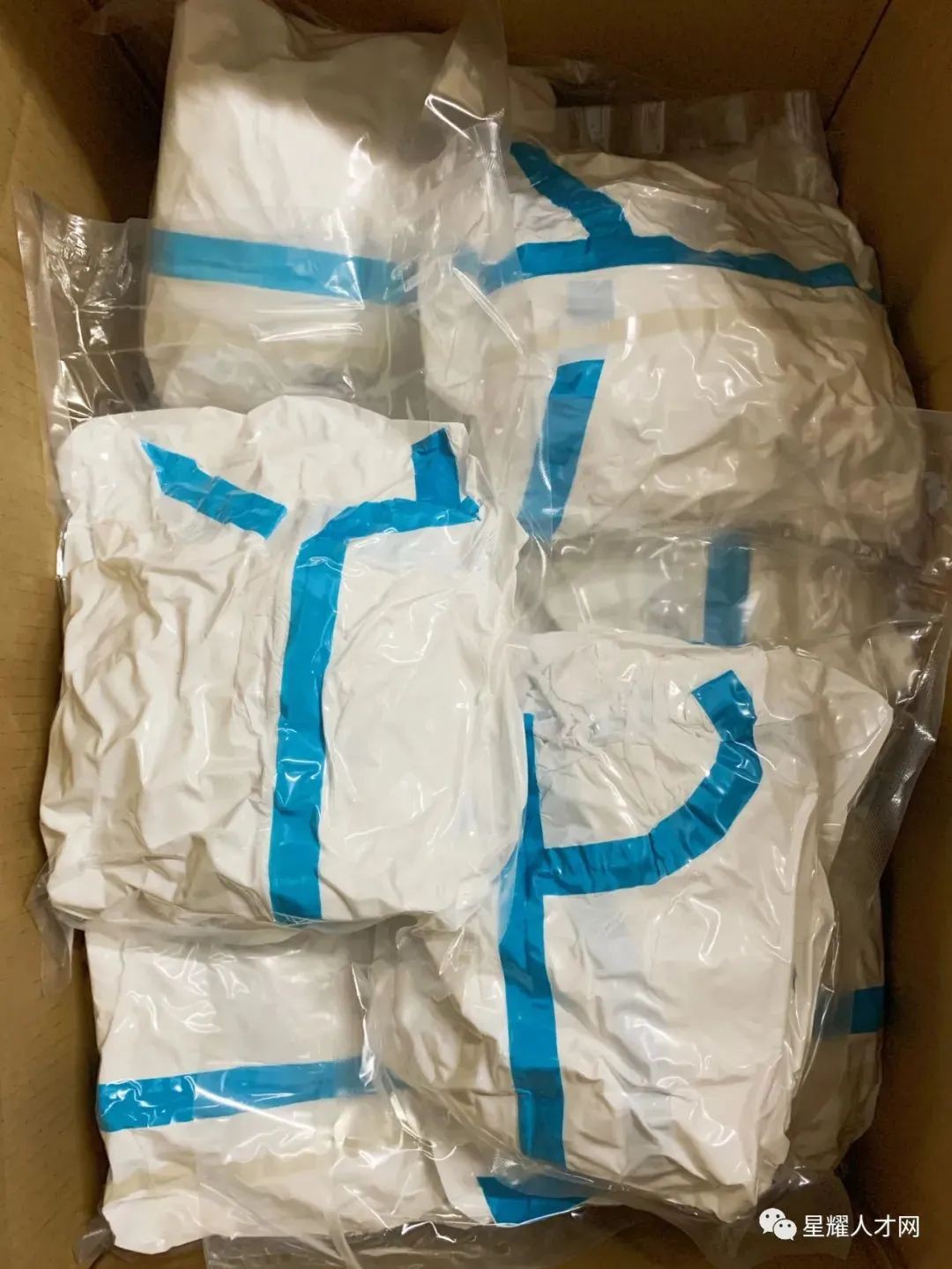 【KN95口罩免費送】全部新加坡現貨，醫用防護服、眼鏡、面罩，順豐快遞送到家！