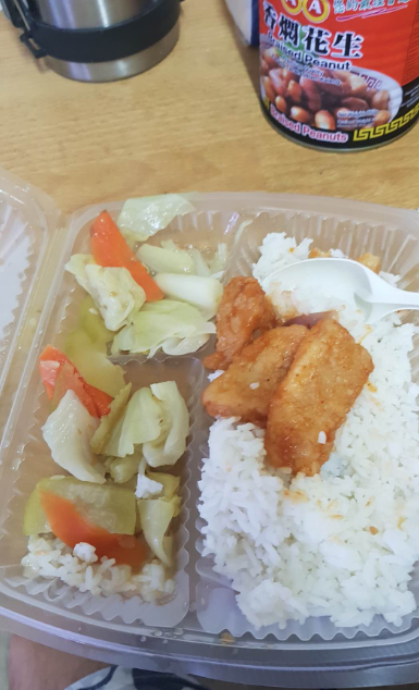 隔离客工：饭菜一成不变，我宁可挨饿