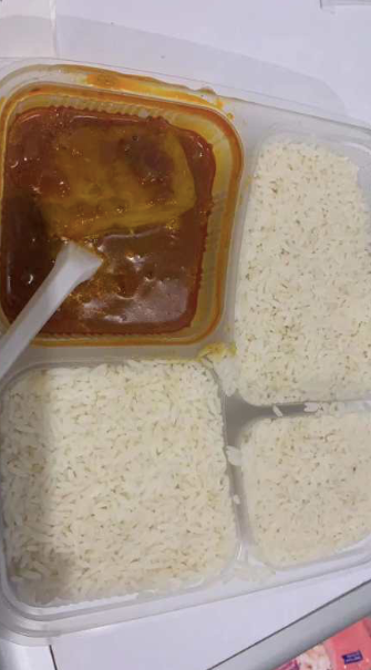隔离客工：饭菜一成不变，我宁可挨饿