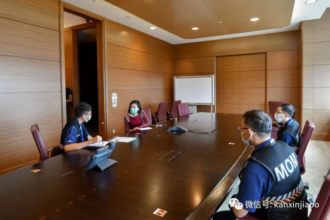 新加坡人力部突击抽查200多个工作场所，其中下令三个停工......