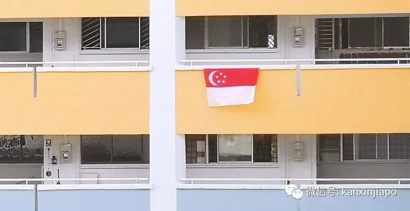 醉酒男子焚烧国旗被判刑：称自己从小被虐待……