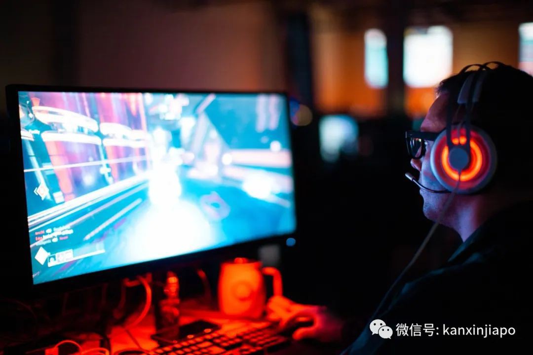 新加坡台球室、電腦中心等娛樂場所獲准開業