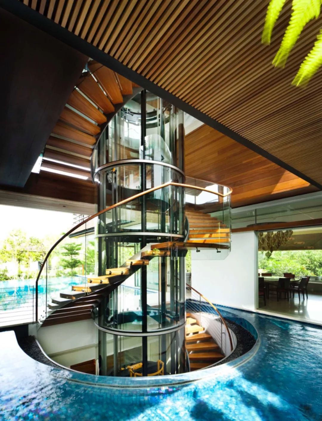 购入16个月跌价6000万，戴森老板贱卖新加坡最高最贵豪宅