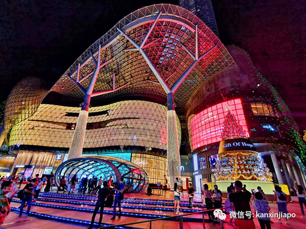 2020年最後一個公共假日,新加坡全島亮起來