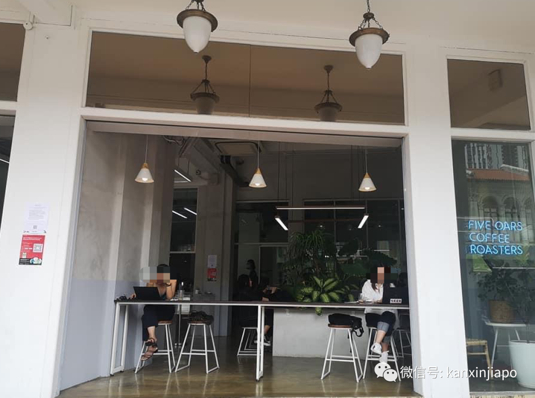 5死1重傷!新加坡清晨發生恐怖車禍,寶馬沖進騎樓起火