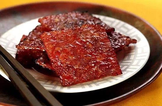 单身狗发红包“不吉利”,见人送橘子,新加坡春节规矩这么多!