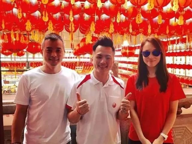 单身狗发红包“不吉利”,见人送橘子,新加坡春节规矩这么多!