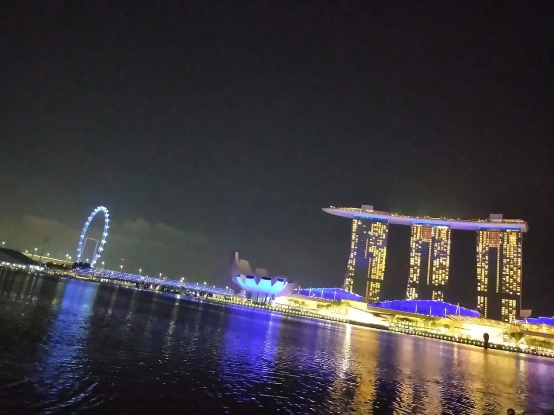 新加坡43座著名建筑物和地标亮起梦幻灯光，你们拍到了吗？