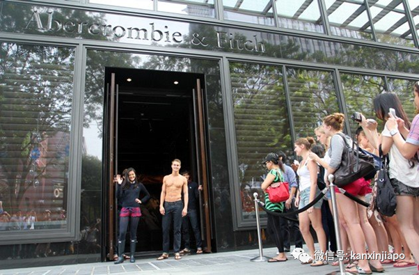 又一家服裝店退出新加坡市場!烏節路再也沒有“猛男”看了……