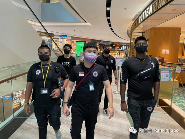 新加坡零售商拖欠上萬新幣結業,5名黑衣男到星耀樟宜門店討債