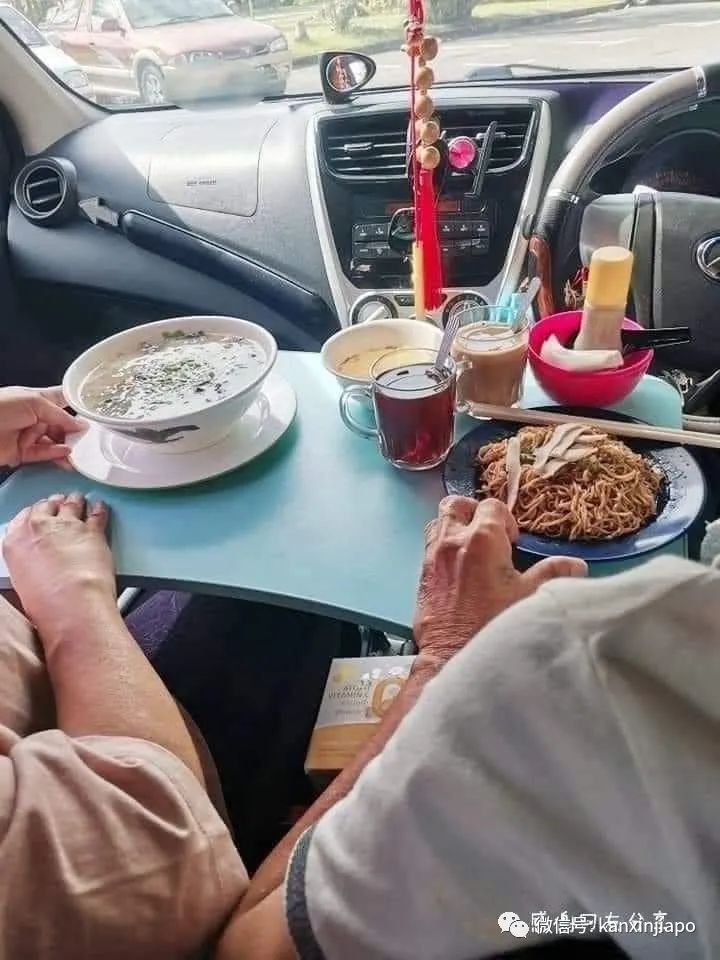 新加坡高警戒狀態,德士大叔無奈“躲”後備箱吃午餐