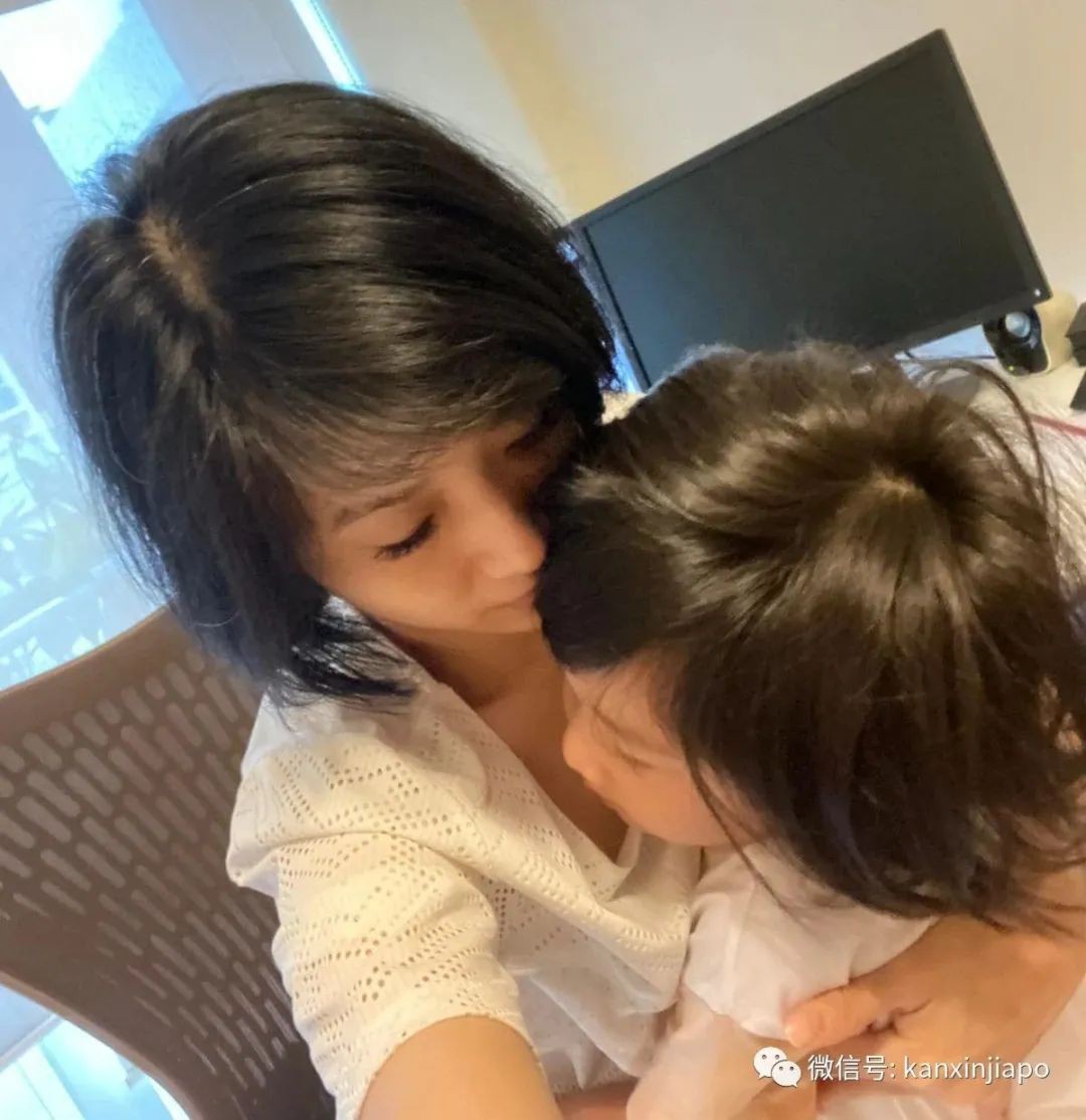 考進名校後受到排擠,新加坡美女部長也有曾經想自殘的日子