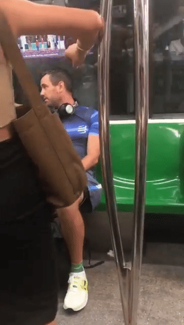 自称“主权者”，所有控状都对他无效！洋汉大闹新加坡法庭