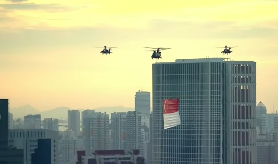新加坡國慶煙花燃爆夜空!空軍戰機出動、精銳傘兵空降,舉國同歡共慶