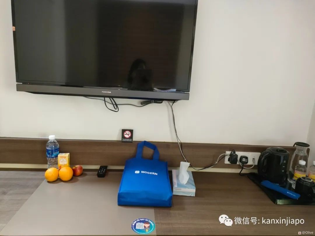 “密切接觸確診患者後,被集中隔離了10天,我都經曆了些什麽”