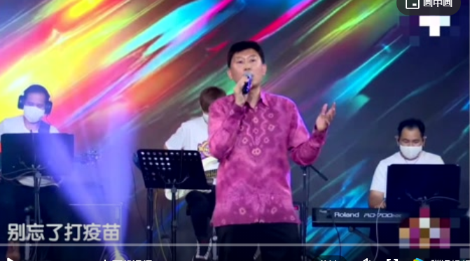 在新加坡当部长不容易,除了魄力还得多才多艺