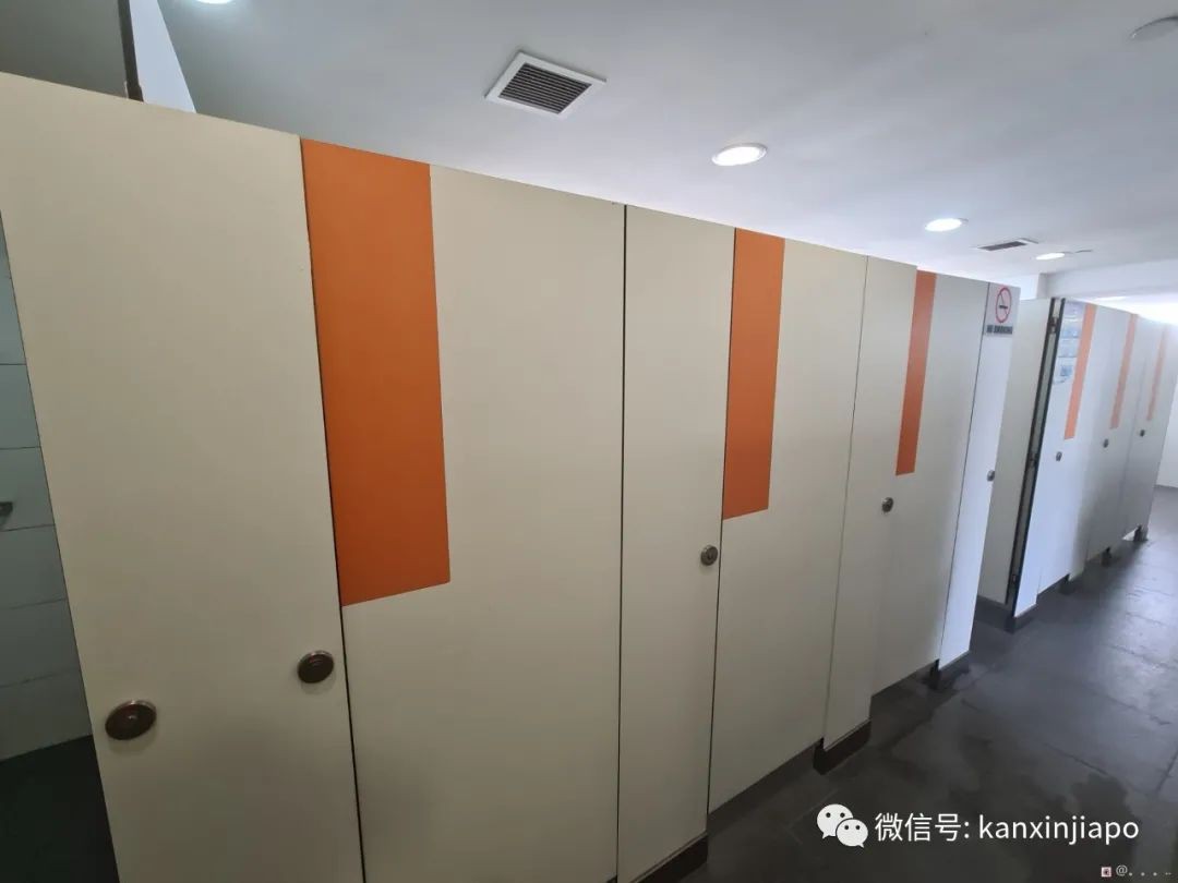 “我住的学生宿舍有人确诊！厕所和厨房都是公用的，还有人不戴口罩出入....”