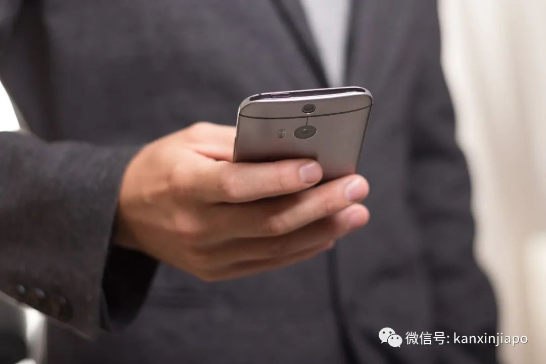 以后出门不用带卡啦！用电子身份证可以办理政府业务、看病、借书等