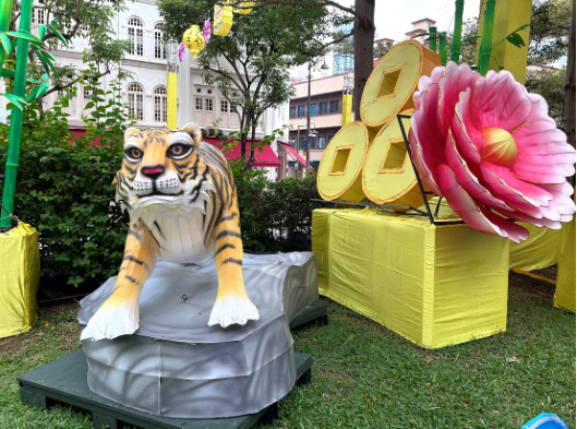 MAJESTIC TIGERS LIGHT UP CHINATOWN FOR CHINESE NEW YEAR