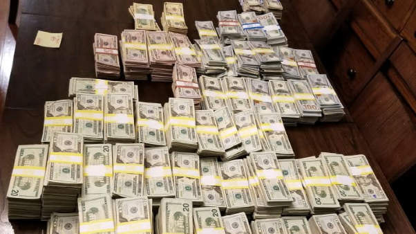 兩護士涉嫌僞造疫苗接種記錄,非法牟利達200萬新元