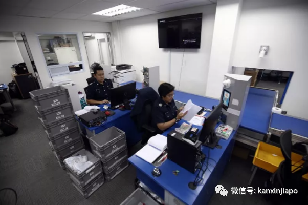 做好事的“代價”——撿了個錢包上交,結果還搭進去4塊錢~