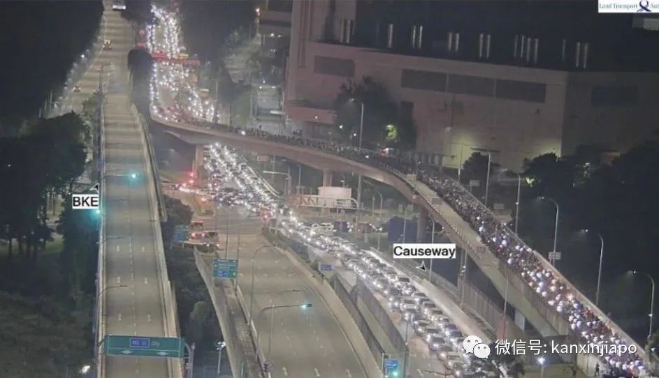 见证历史!新加坡果断大开边境,关卡三更半夜长龙排,万人归心似箭奔家乡