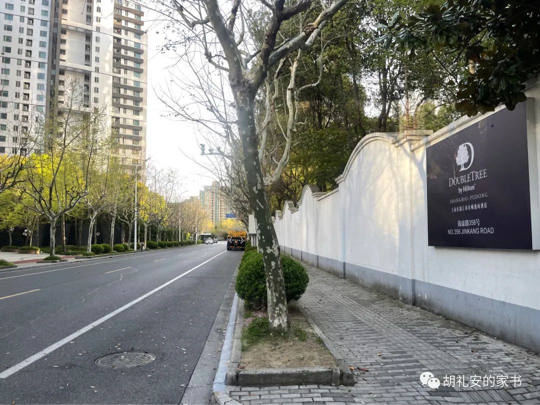 亲历！我从新加坡飞往“封城”中的上海，分享入境隔离全过程