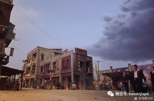 “来新加坡前负债几十万，我是怎么活下来的”