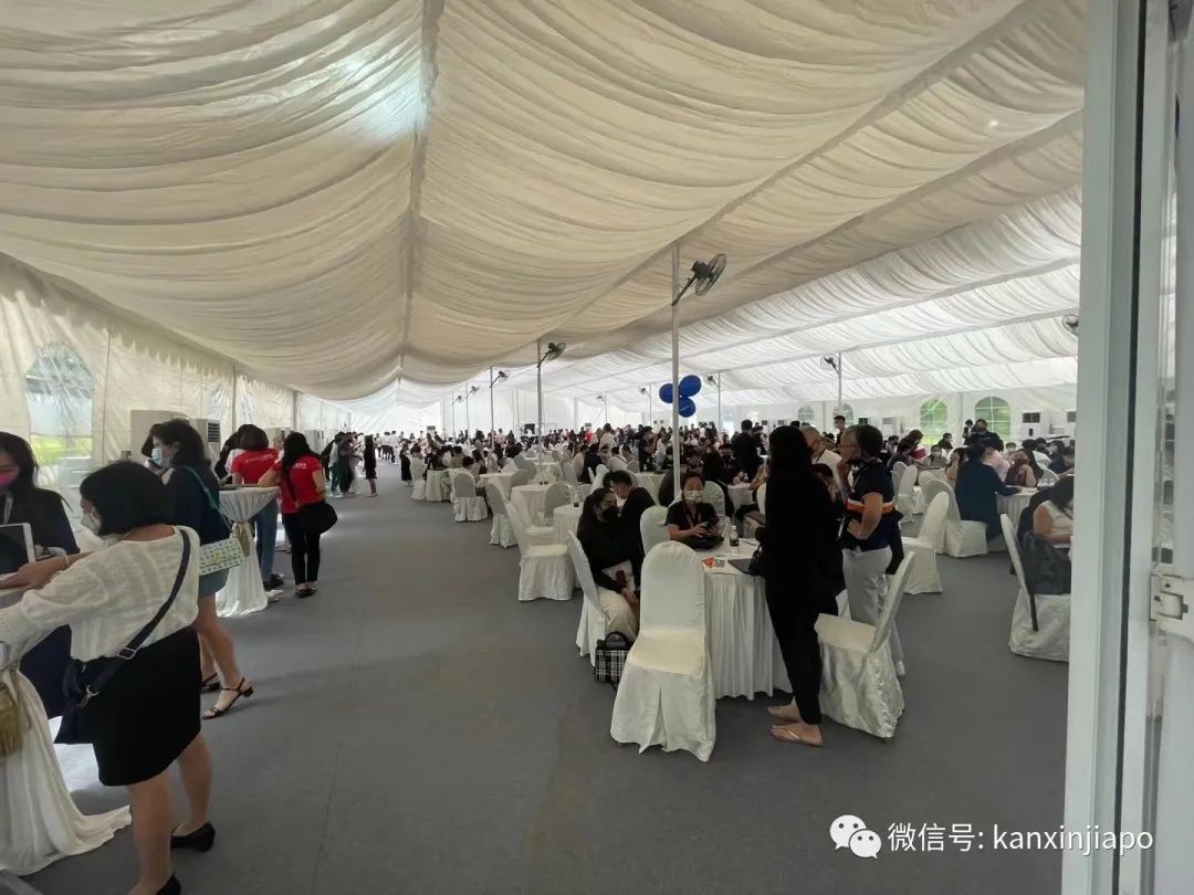 新加坡新開樓盤引發“高溫”,宏茂橋旁學區房看房人潮了解一下