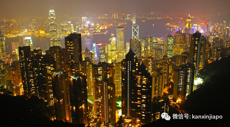 香港出境航班浏览人次一夜激增120倍，目的地首选新加坡