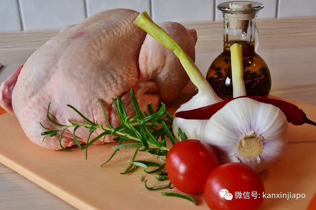 是吃惯冻鸡了吗？马国活鸡终于回归新加坡，销量却不尽人意